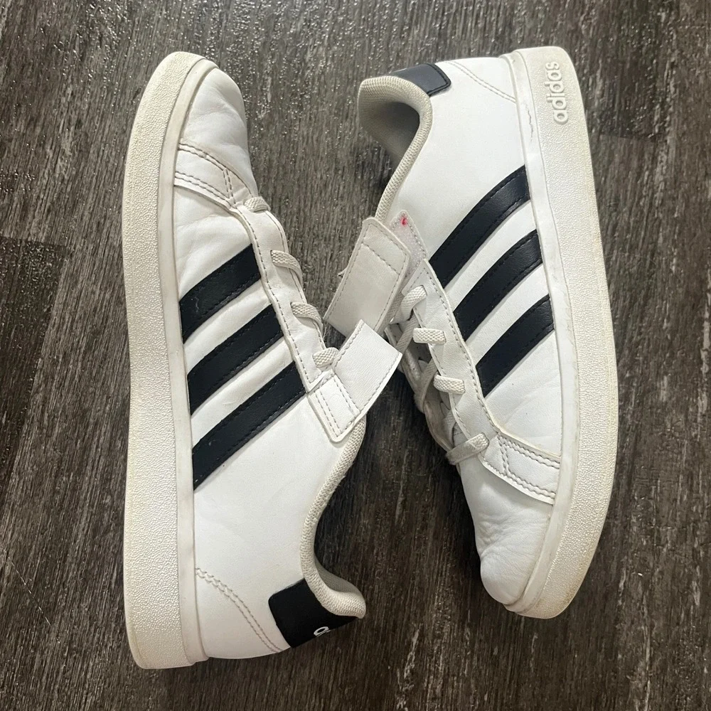 Adidas Grand Court Shoes Kids‎ White Navy Sneakers Size 5 Youth
